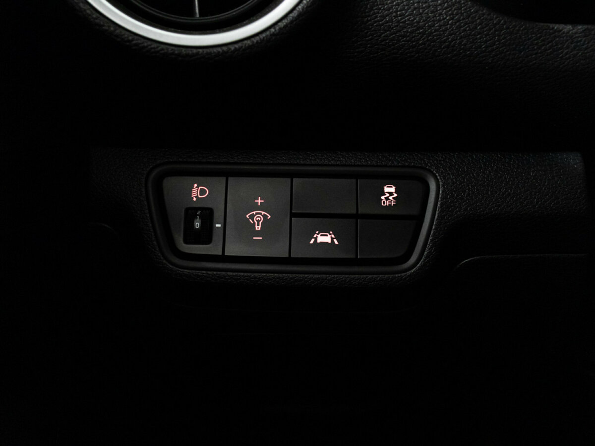 Б/У Киа К3 2020 года. Фото: #17