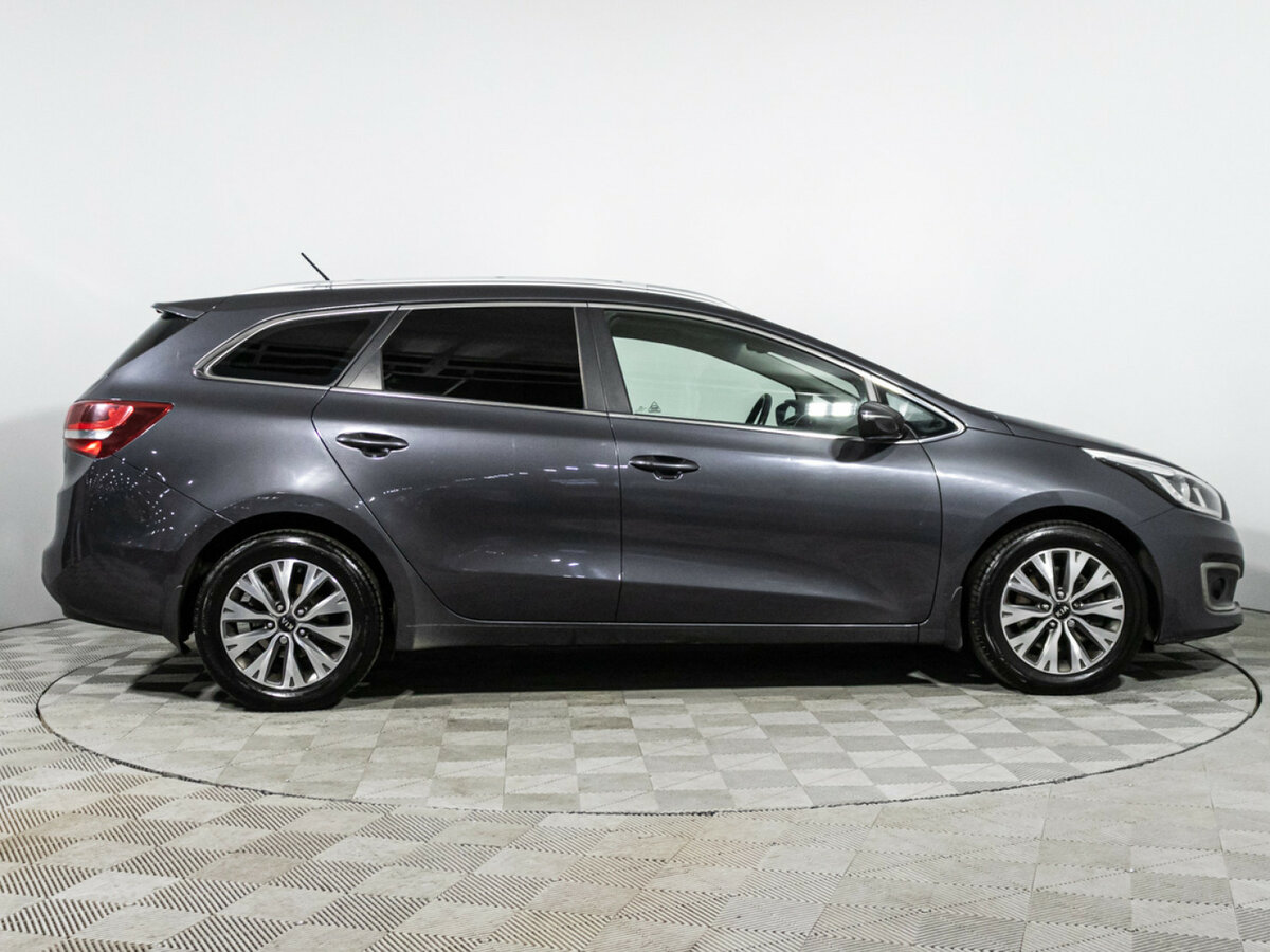 Б/У Киа Сид 2015 года. Фото: #3