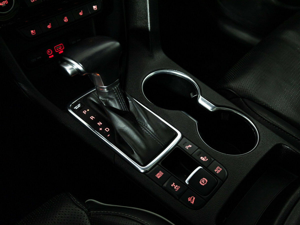 Б/У Киа Спортейдж 2016 года. Фото: #15