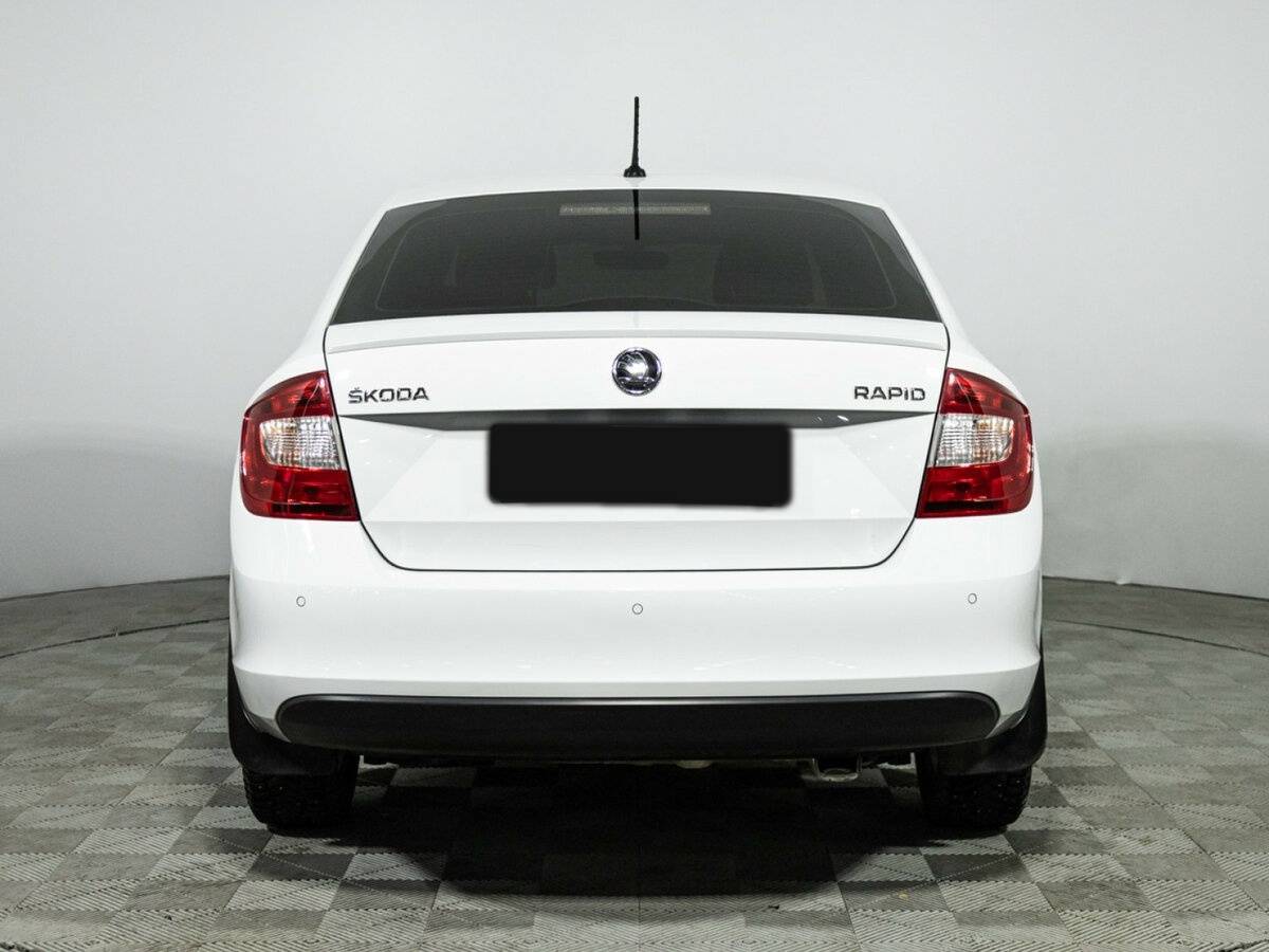 Б/У Шкода Рапид 2016 года. Фото: #5