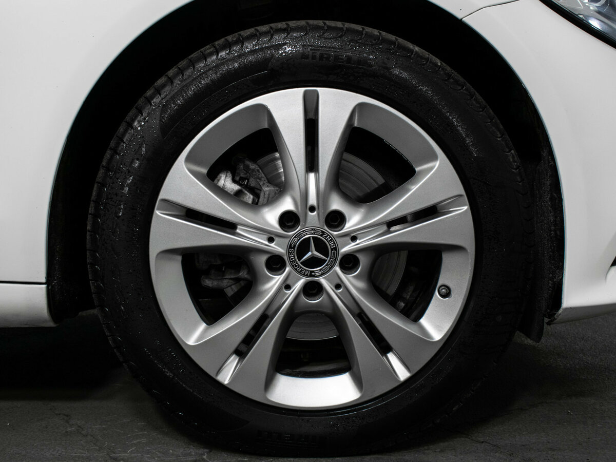 Б/У Мерседес-Бенц Ц-Класс 2019 года. Фото: #14