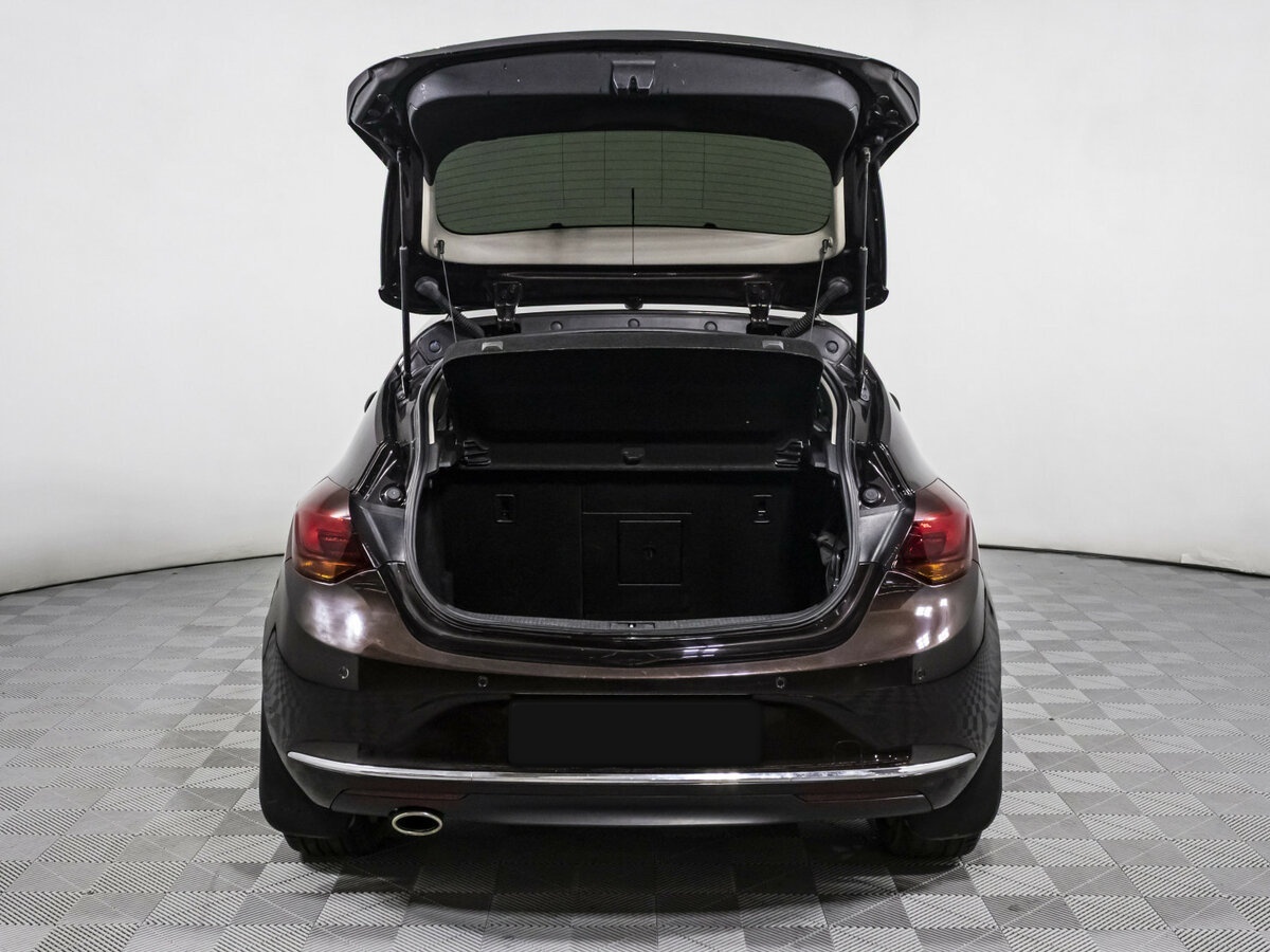 Б/У Опель Астра 2013 года. Фото: #15