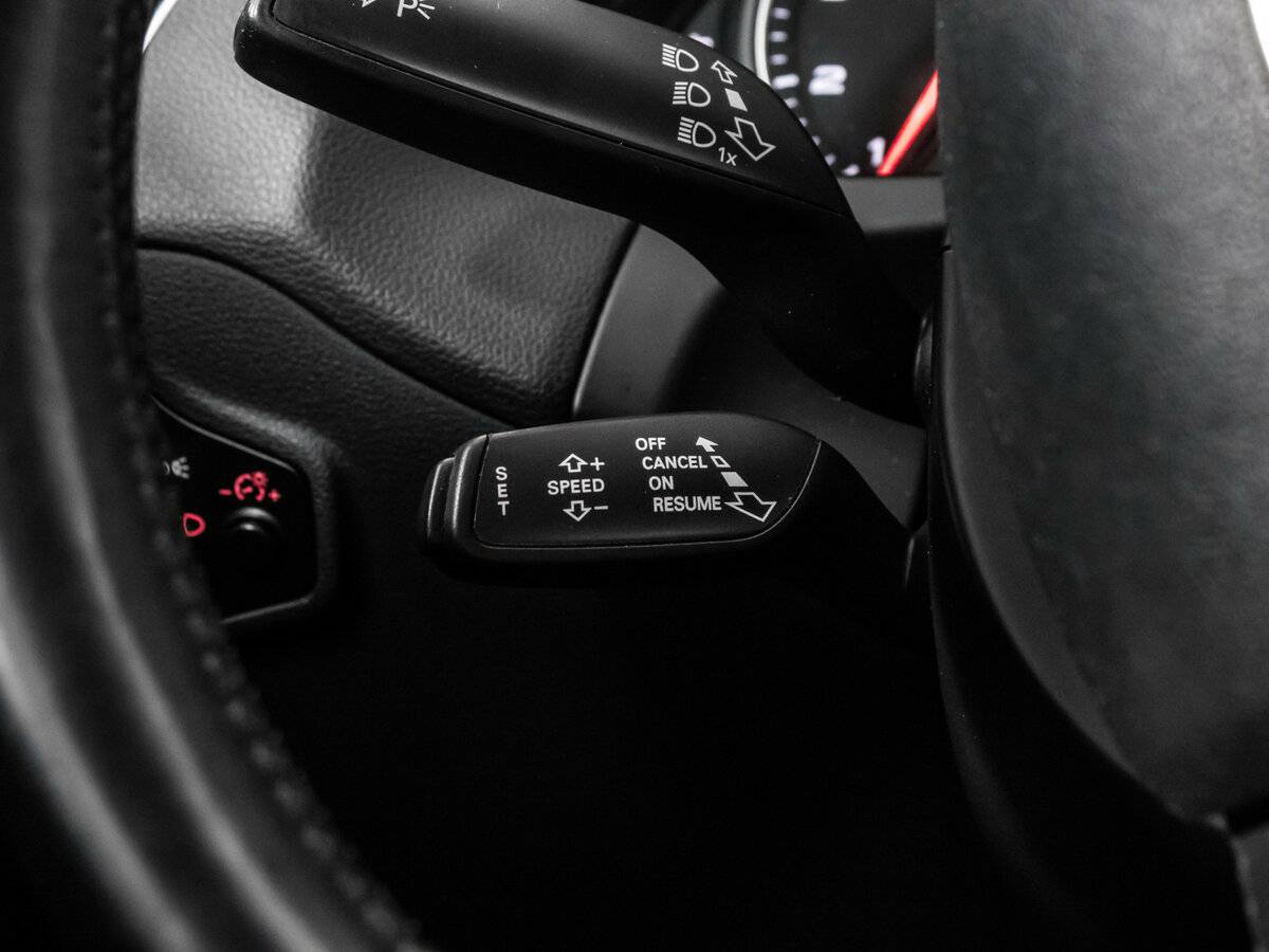 Б/У Ауди К5 2013 года. Фото: #13