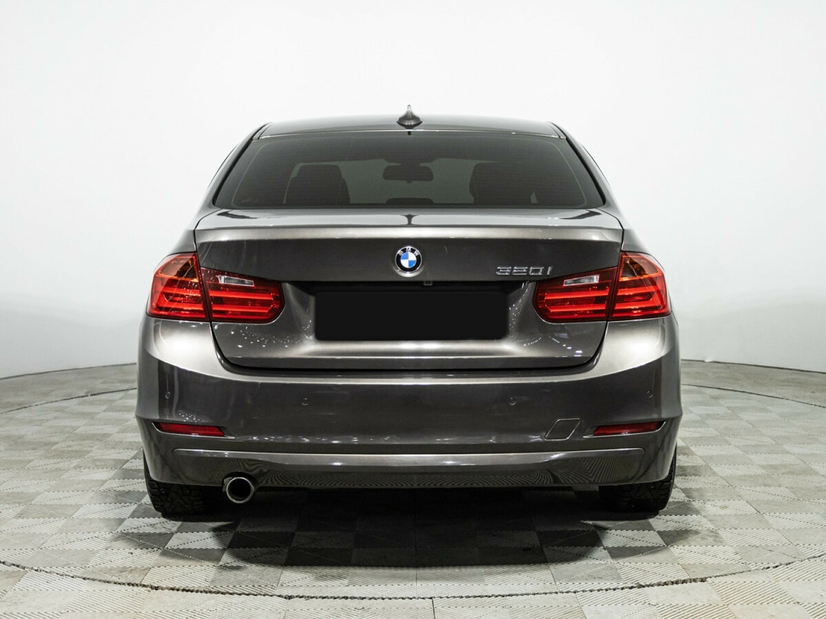 Б/У БМВ 3 серии 2015 года. Фото: #5