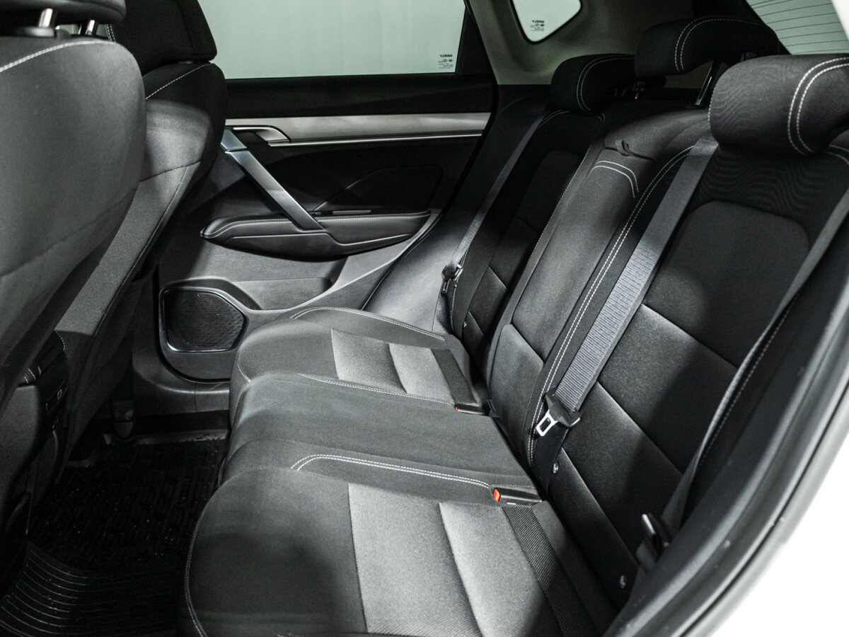 Б/У Джили Кулрэй 2023 года. Фото: #9