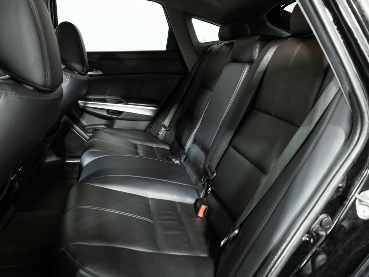 Б/У Хонда Кросстур 2014 года. Фото: #7