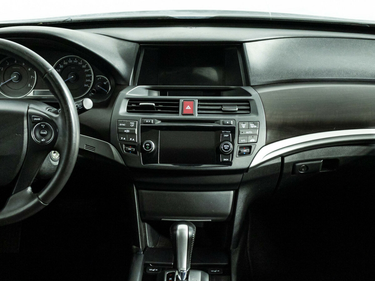 Б/У Хонда Кросстур 2014 года. Фото: #11