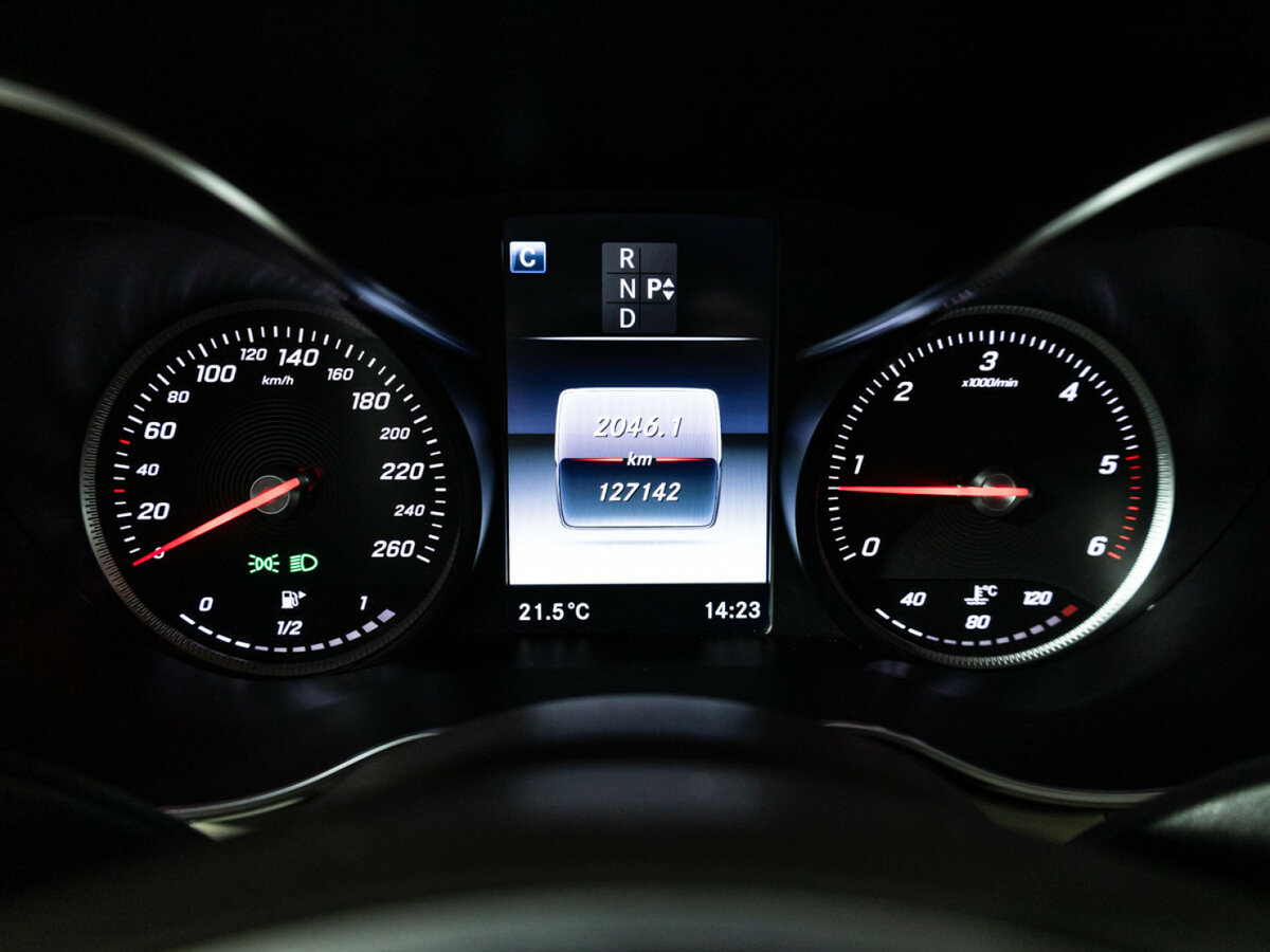 Б/У Мерседес-Бенц Ц-Класс 2016 года. Фото: #11