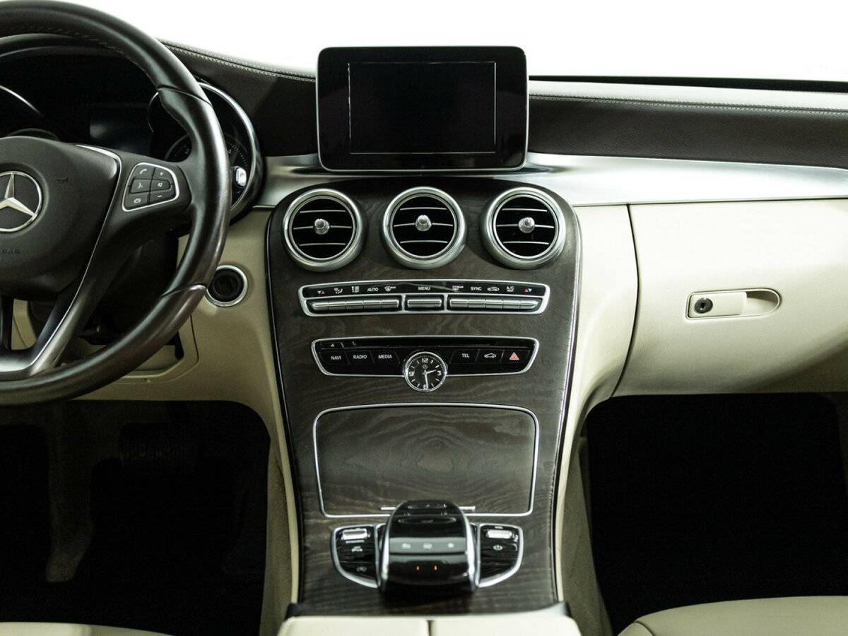 Б/У Мерседес-Бенц Ц-Класс 2016 года. Фото: #13