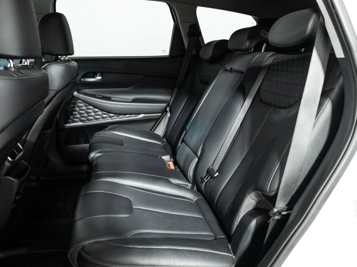 Б/У Хендай Санта Фе 2020 года. Фото: #9