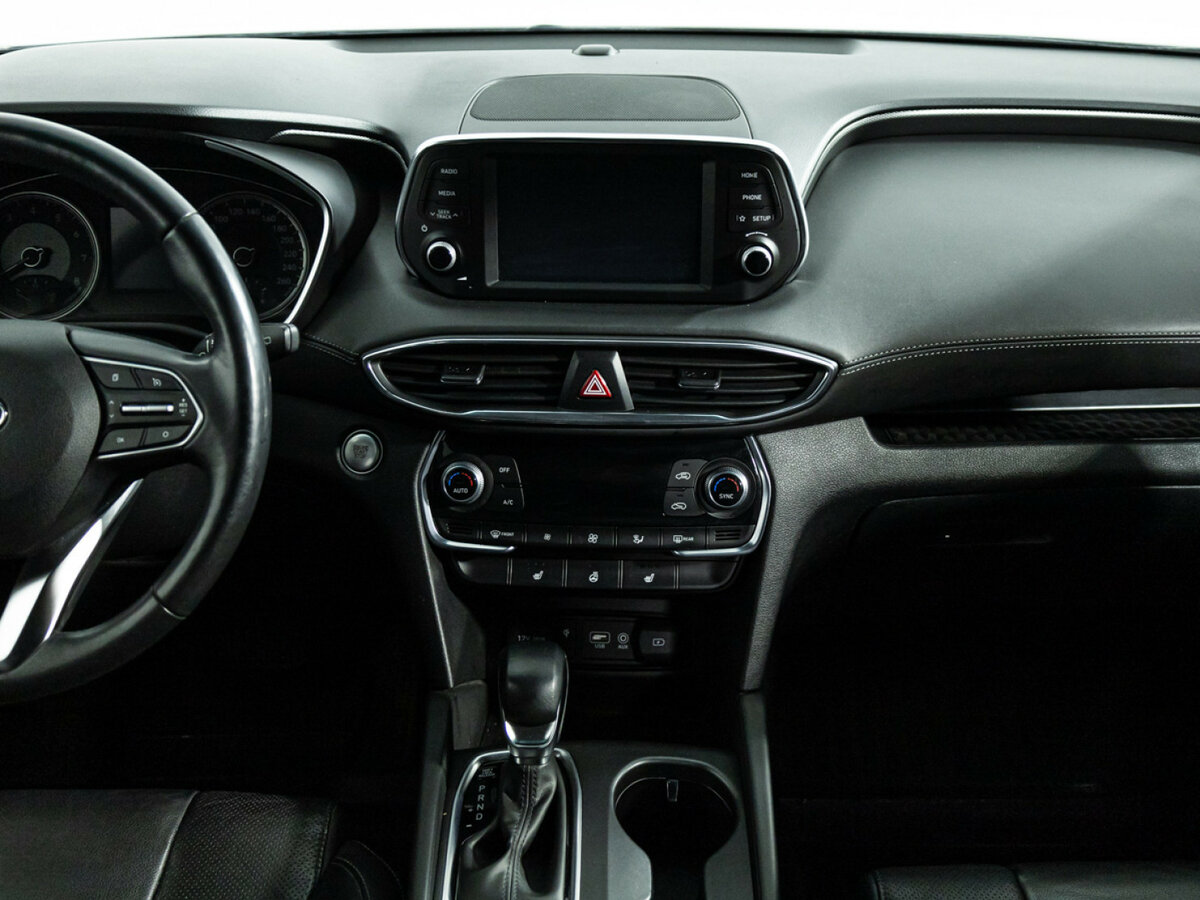 Б/У Хендай Санта Фе 2020 года. Фото: #13