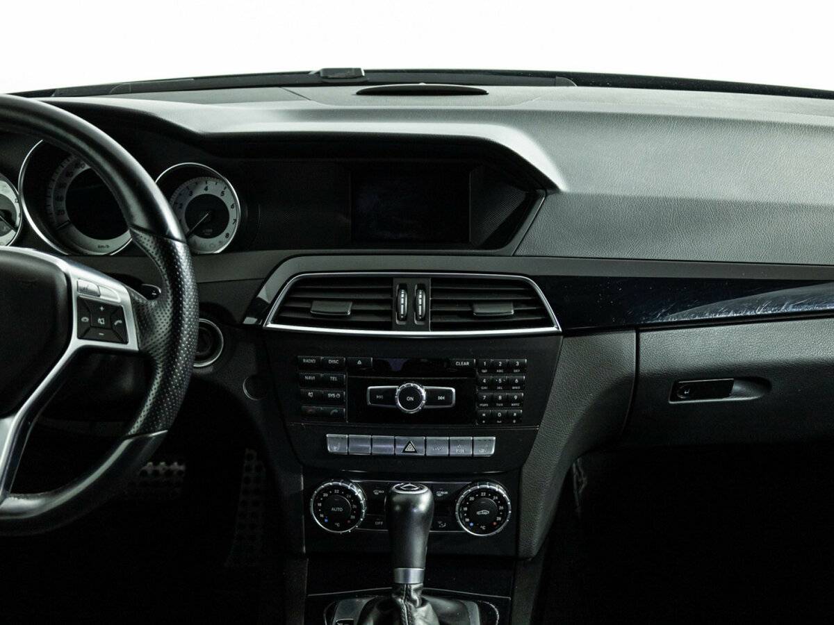 Б/У Мерседес-Бенц Ц-Класс 2013 года. Фото: #11