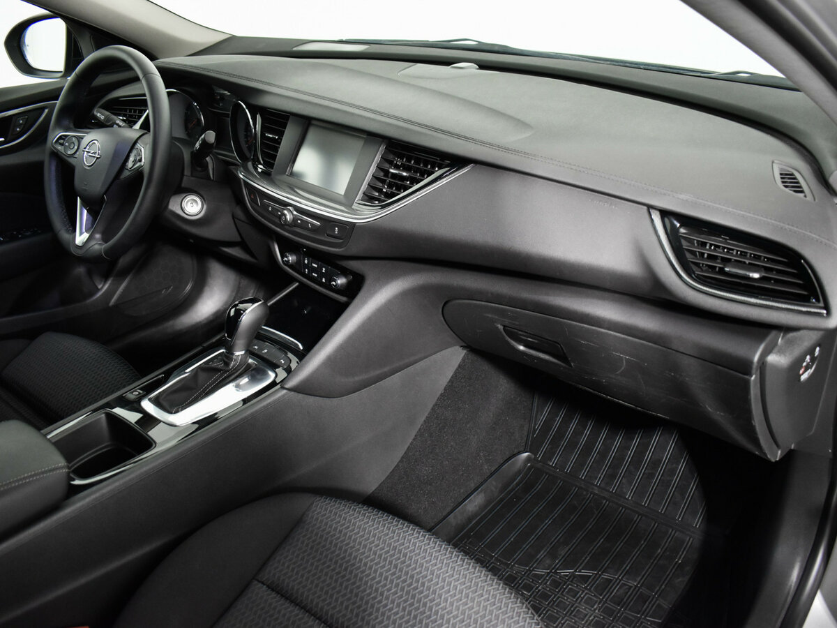 Б/У Опель Инсигния 2020 года. Фото: #10