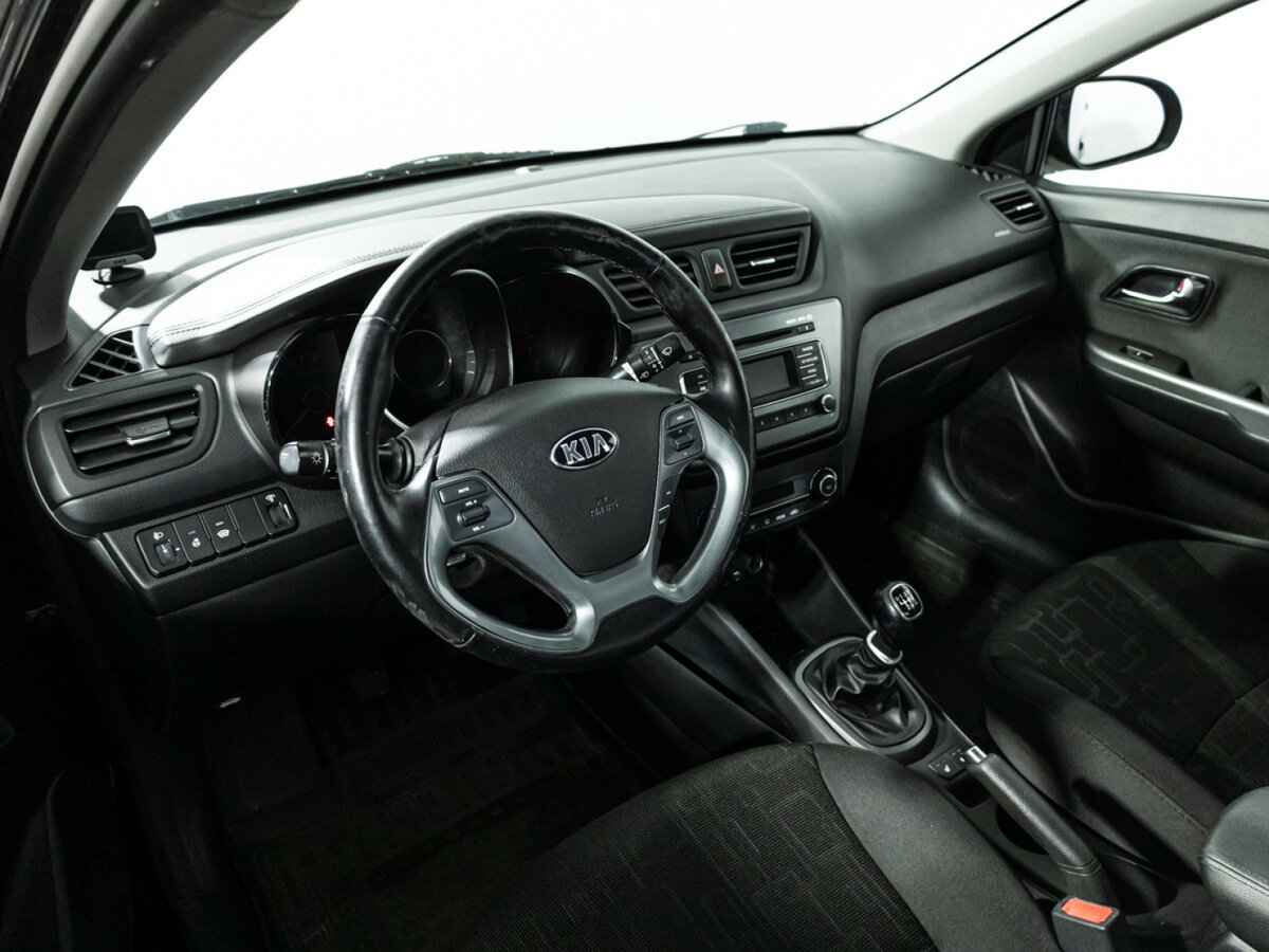 Б/У Киа Рио 2016 года. Фото: #10