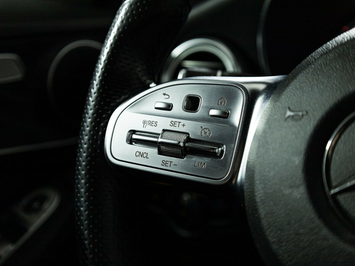 Б/У Мерседес-Бенц Ц-Класс 2019 года. Фото: #17