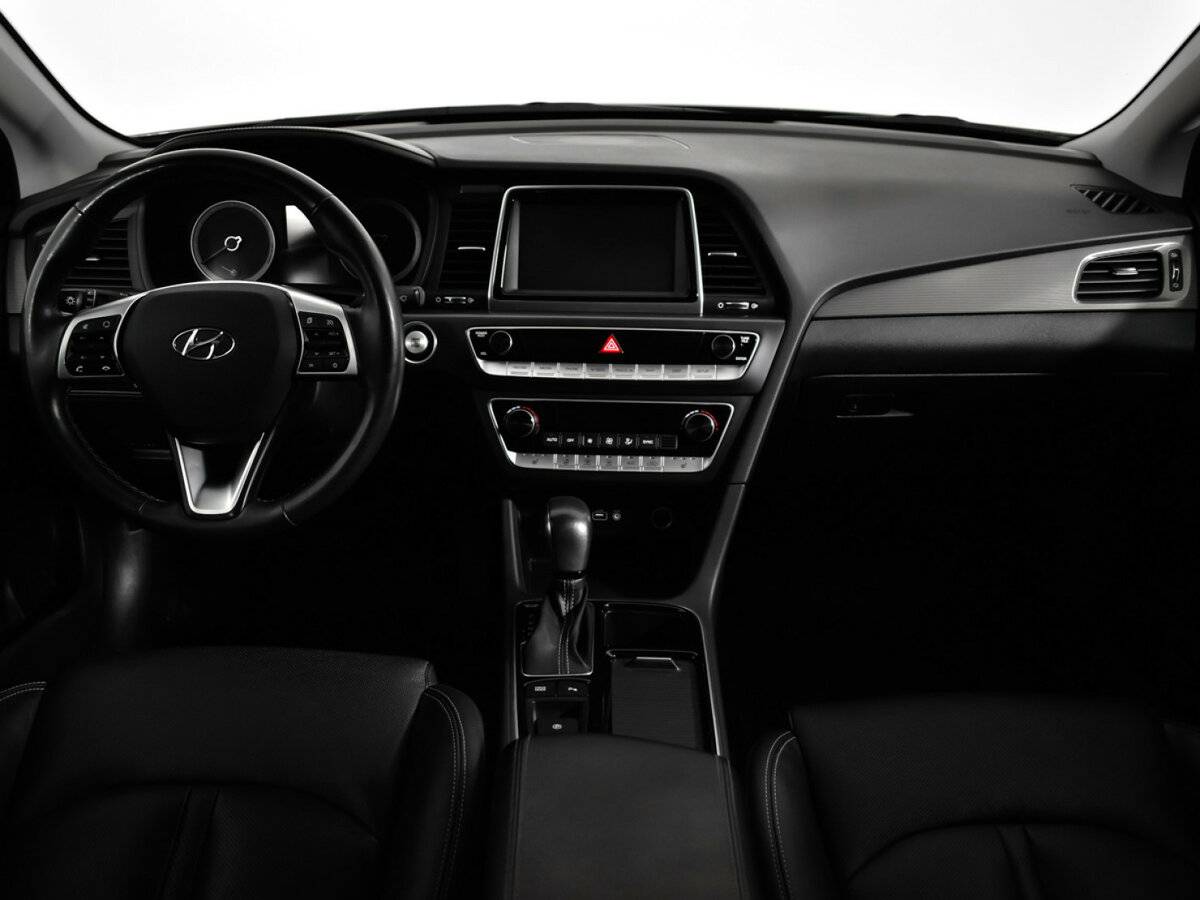 Б/У Хендай Соната 2018 года. Фото: #12