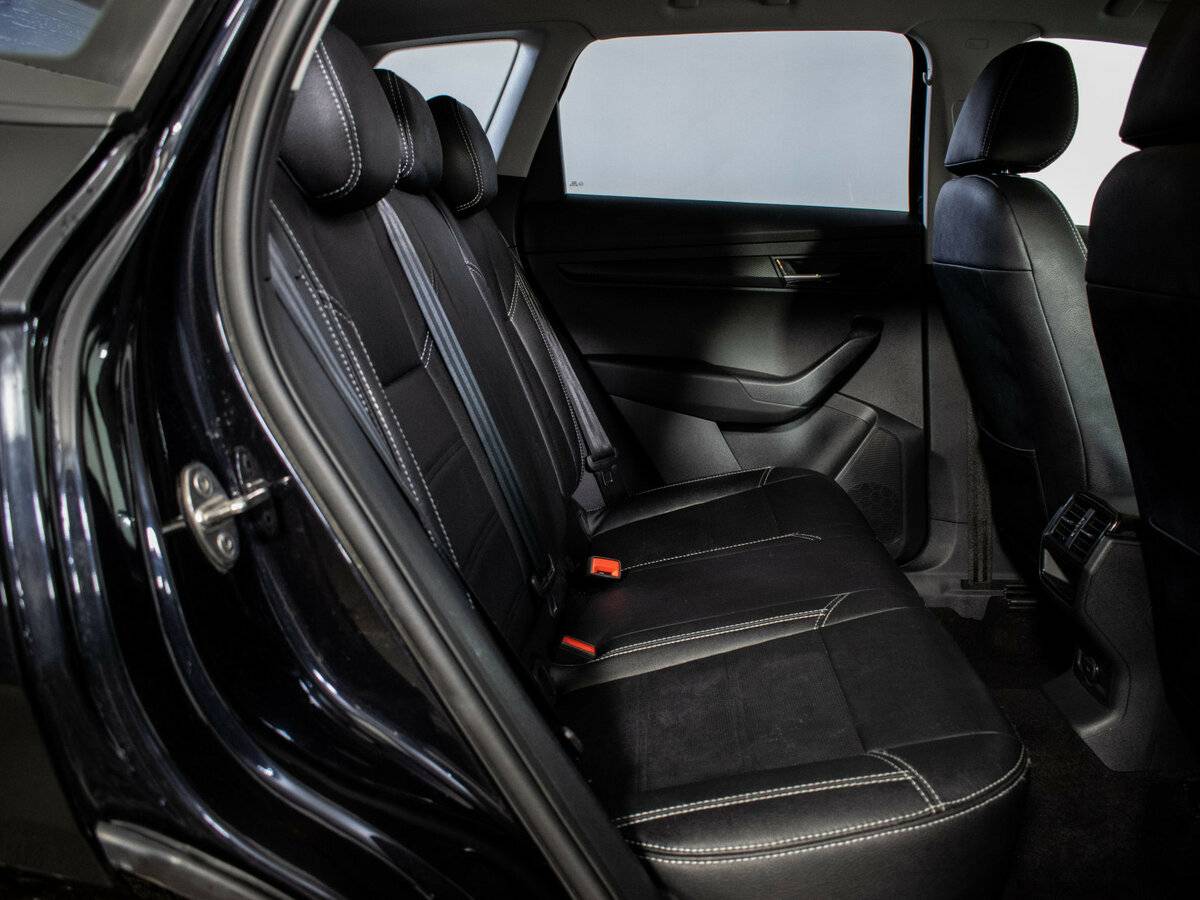 Б/У Шкода Карок 2021 года. Фото: #6