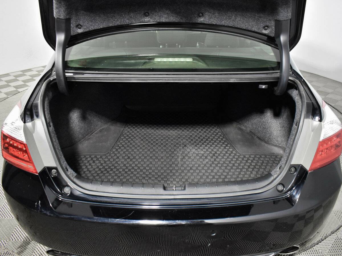 Б/У Хонда Аккорд 2013 года. Фото: #17