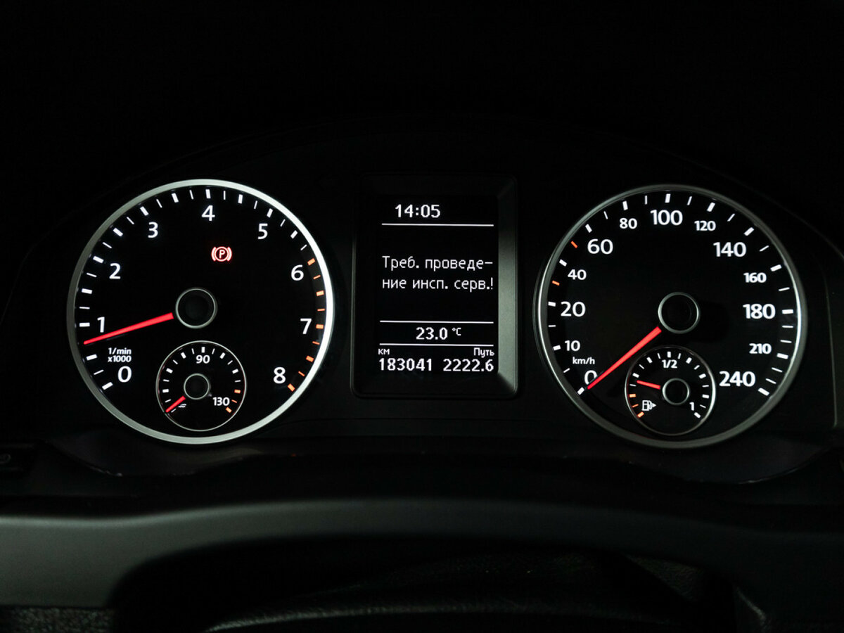 Б/У Фольксваген Тигуан 2013 года. Фото: #11