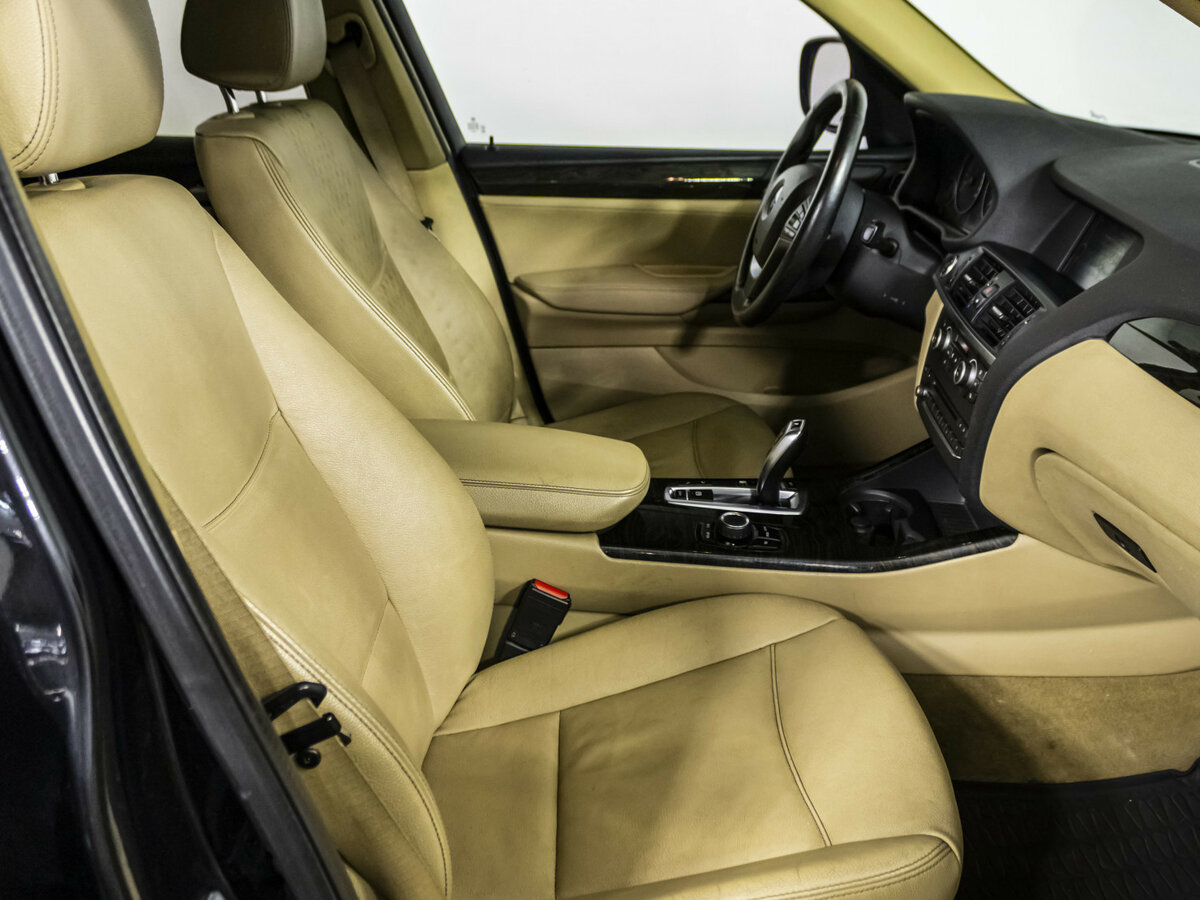 Б/У БМВ Икс3 2013 года. Фото: #6