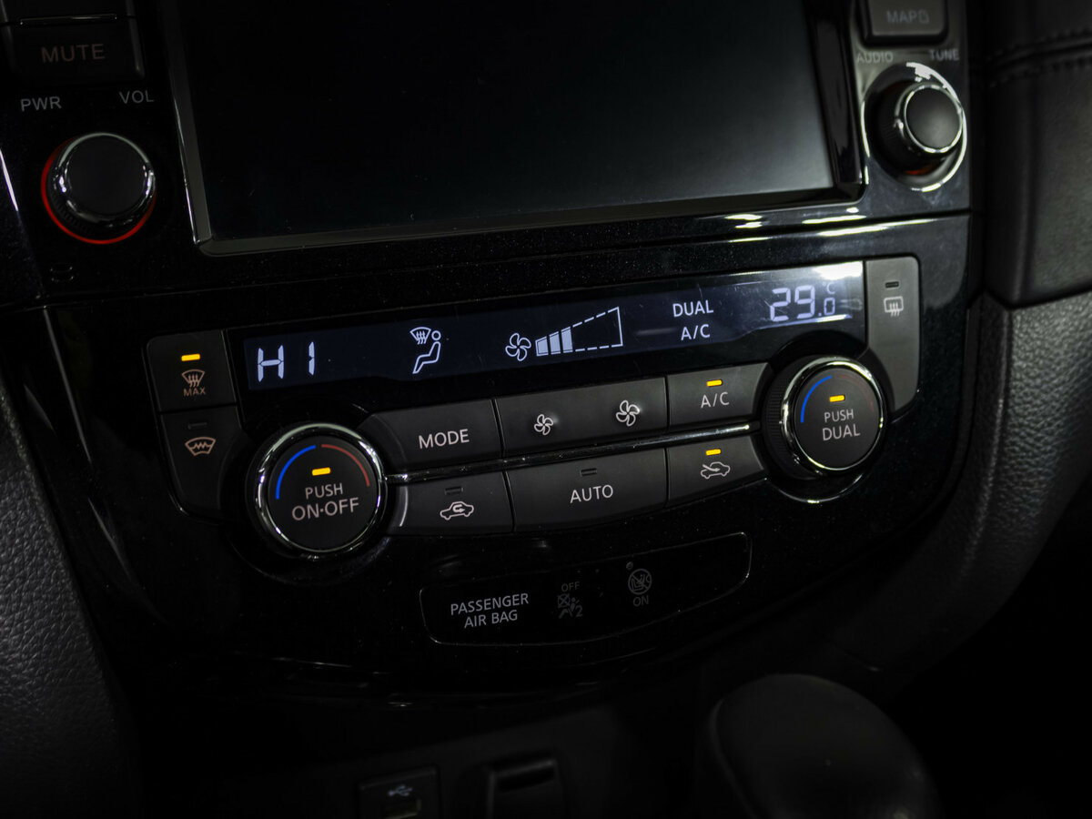 Б/У Ниссан Икс-Трейл 2019 года. Фото: #12