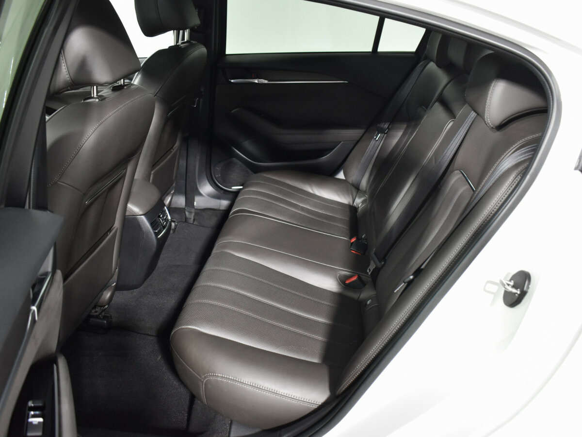 Б/У Мазда 6 2018 года. Фото: #10