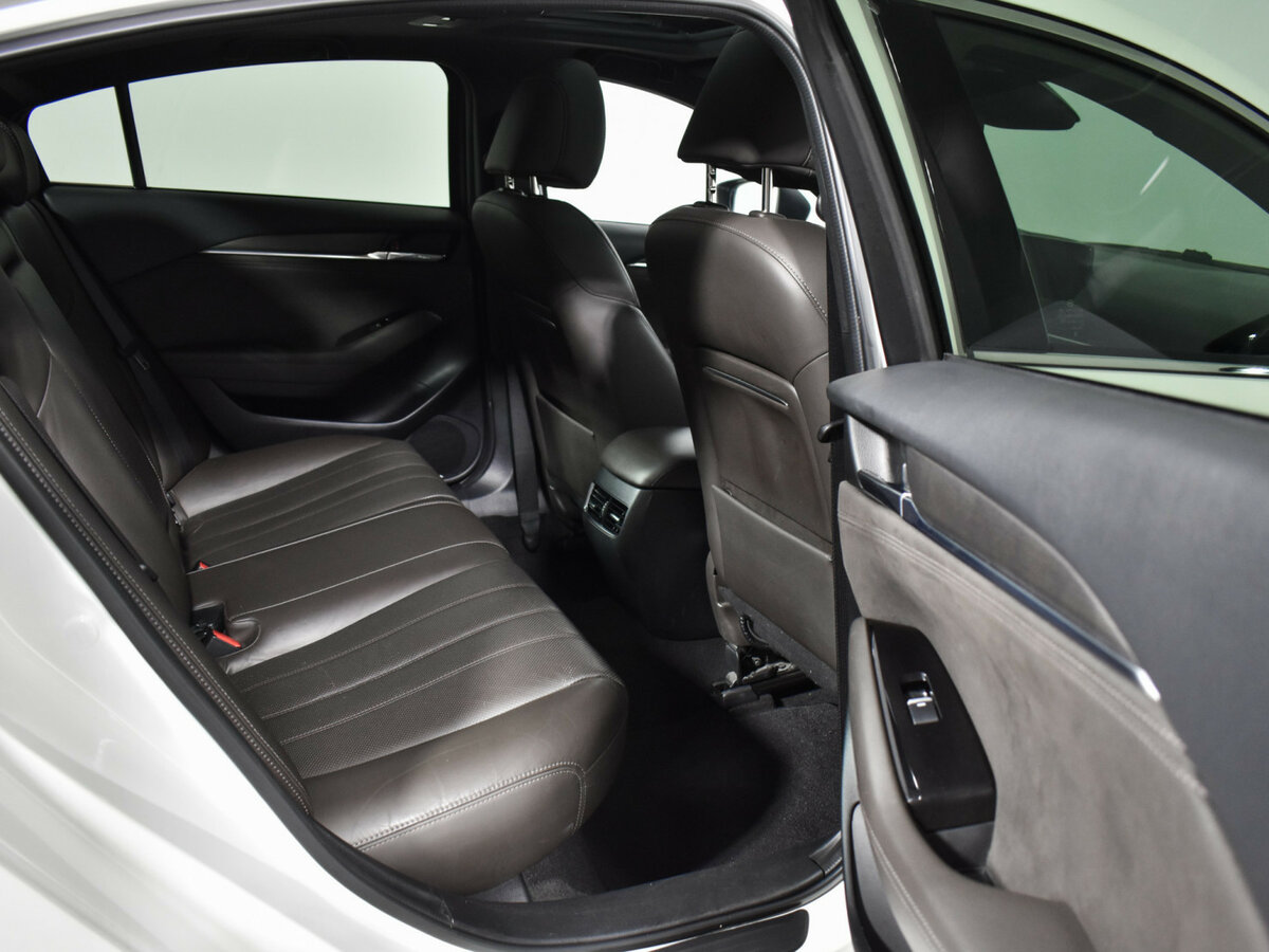 Б/У Мазда 6 2018 года. Фото: #11